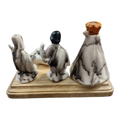 Handmade Small Horsehair Pottery Native Nativity Set with Tipi